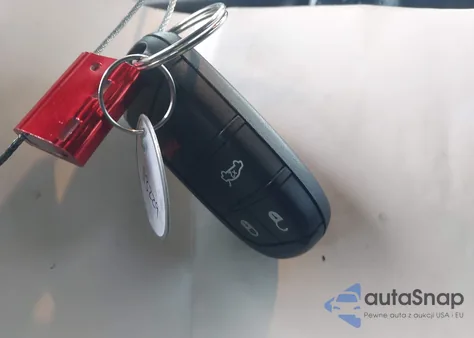 2020 Dodge Challenger Sxt z USA, uszkodzony, nr VIN 2C3CDZAG6LH113229